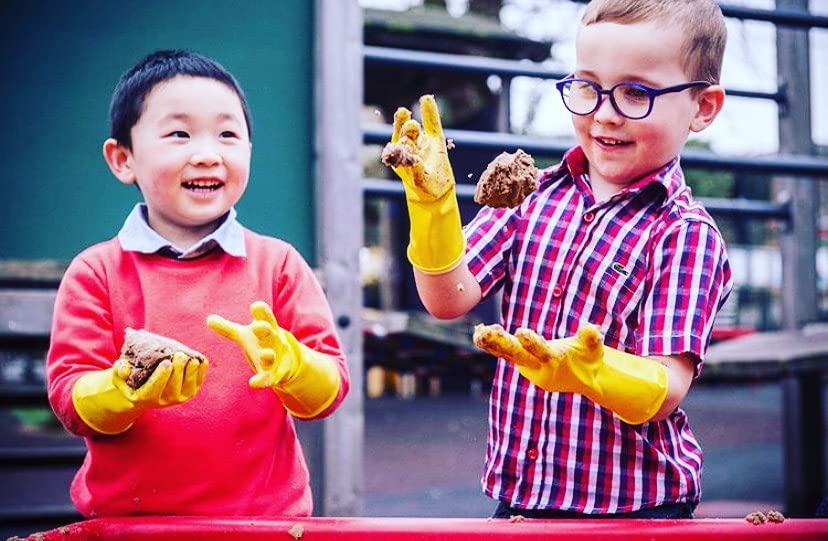 GUBBERLOVES Rubber Gloves for Children Gardening & Washing up Designed for Children - Kids Gloves that fit properly - (PLAIN XS - 6-9 YEARS)