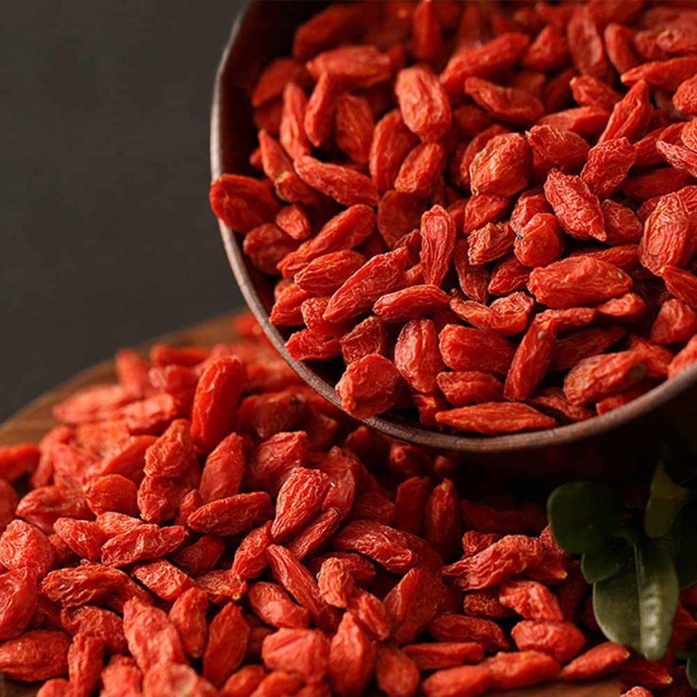Wolfberry,Lycium Chinensis,Goji Berry,Red Chinese Wolfberry Goqi,Lycium Chinensis,Chinese Wolfberry,Medlar,Goji,Goji Berry or Wolfberry,Matrimony