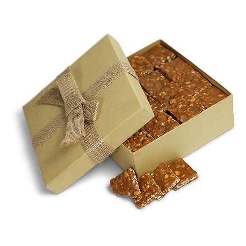 Gourmet Macadamia Brittle Gift Box - by Its Delish | Handmade Old-Fashioned Style | Beautiful & Delicious Square Cut Pieces 16 Oz Macadamia Brittle |