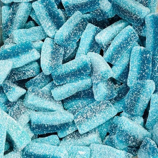 Super Sour Blue Slices Gummy Candy, Blue, 2.2 Lbs