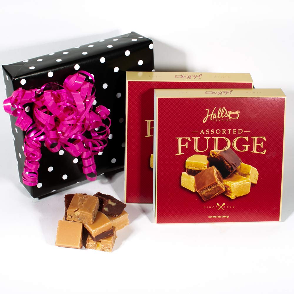 Sitting Pretty Fudge Gift Box, 2 Pounds Fudge(Penuche Walnut)