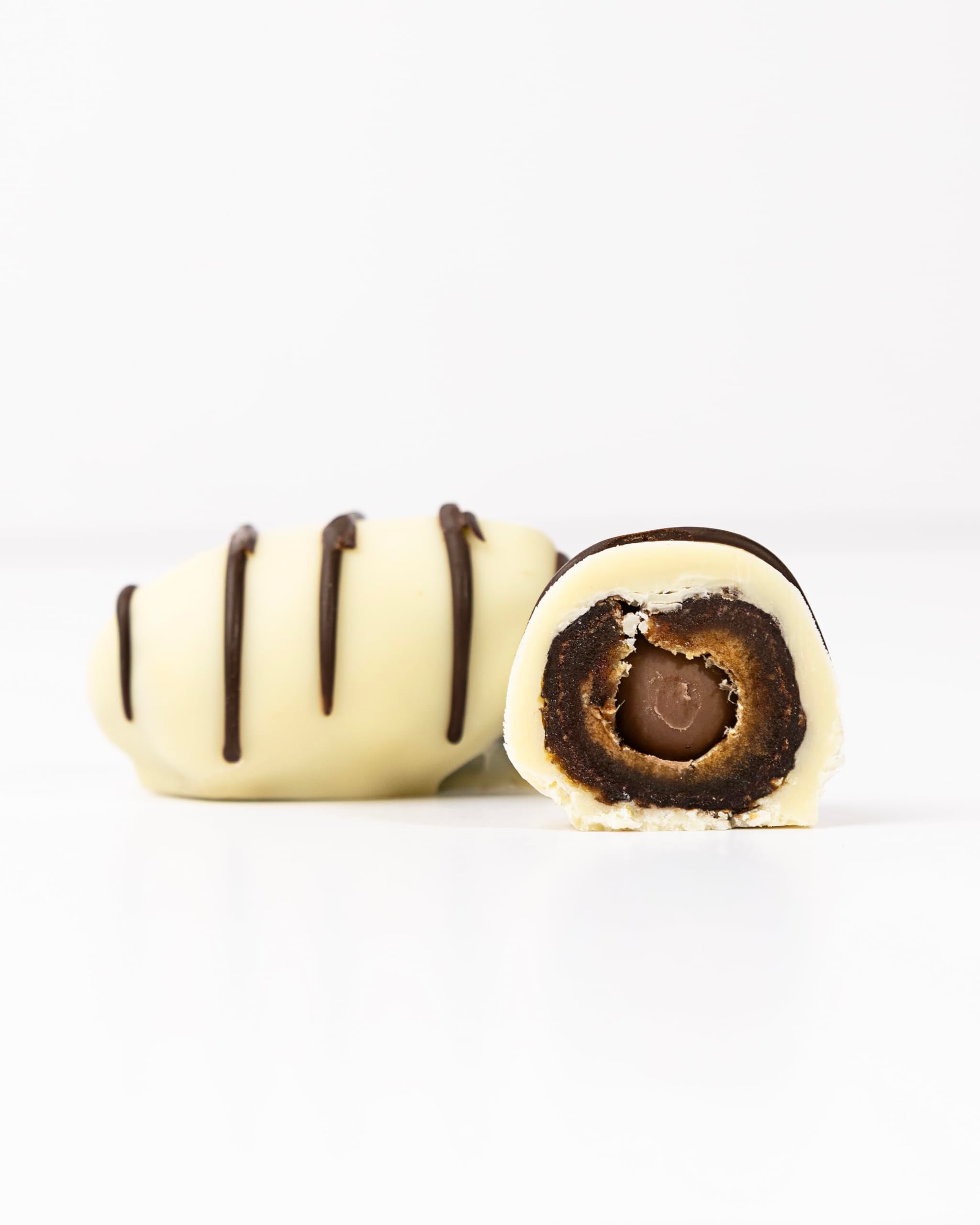 OMNIYA Delicacy - Chocolate Exquisite Dates Box (1 Count, 16-Piece Medjool Dates) - Stuffed & Coated with Milk Chocolate, Pistachio, Caramel & Lotus