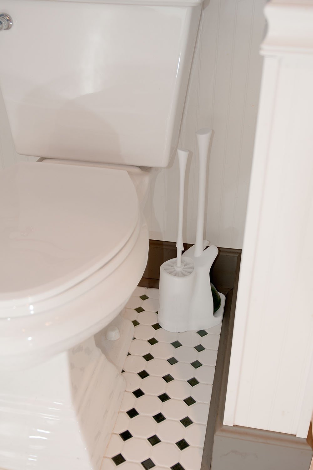Casabella Nylon Brush and Plunger Set, White, 12-Inch