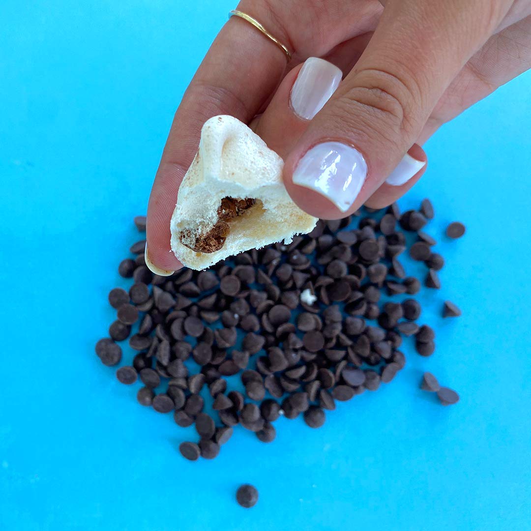 Krunchy Melts Original Meringue Cookies | Chocolate Chip Flavor | Only 90 Calories Per Serving | Low Fat, Gluten Free, Dairy Free (4 Oz)