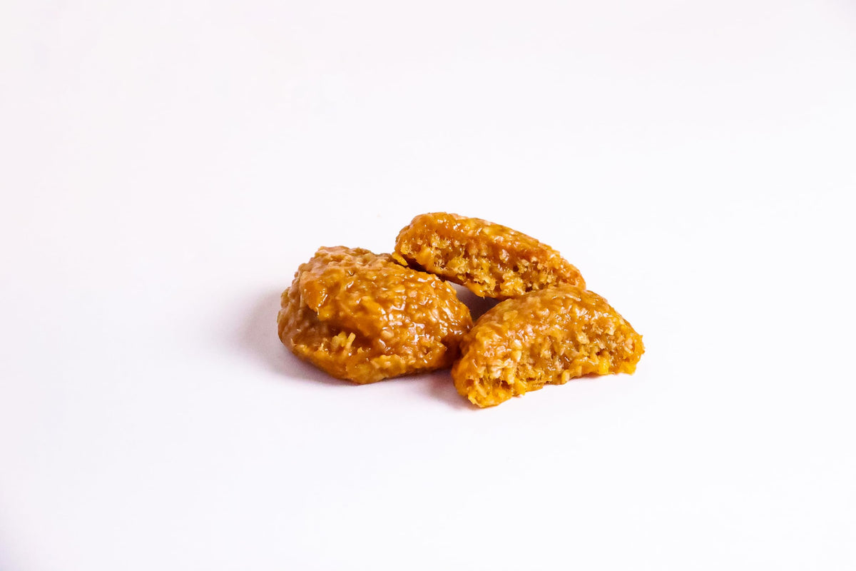 Aunt Aggie De's Box of 12 Pralines, 2 oz (Coconut chewy)