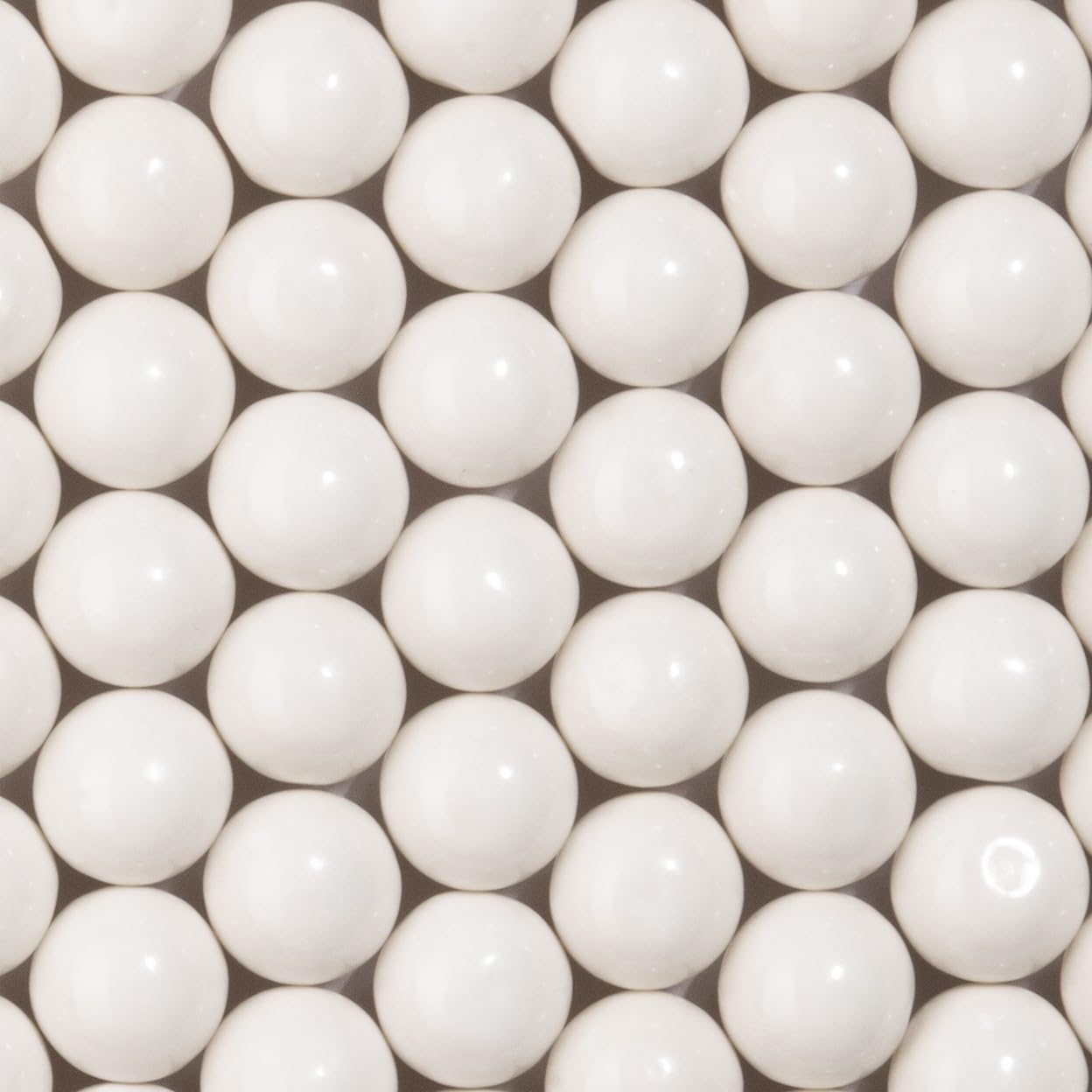 Candy Envy - White Gumballs - 1 Inch - Approximately 113 Gumballs Per 2lb Bag - Bulk White Candy - North American Made & Kosher Certified