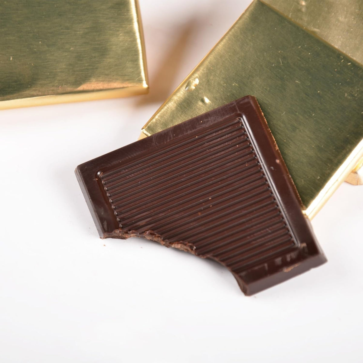 145 pcs. Milk chocolate with gold foil,1 kg Chocolate, Neapolitan chocolate, chocolate gift for wedding, baby shower, special events (Milk Chocolate