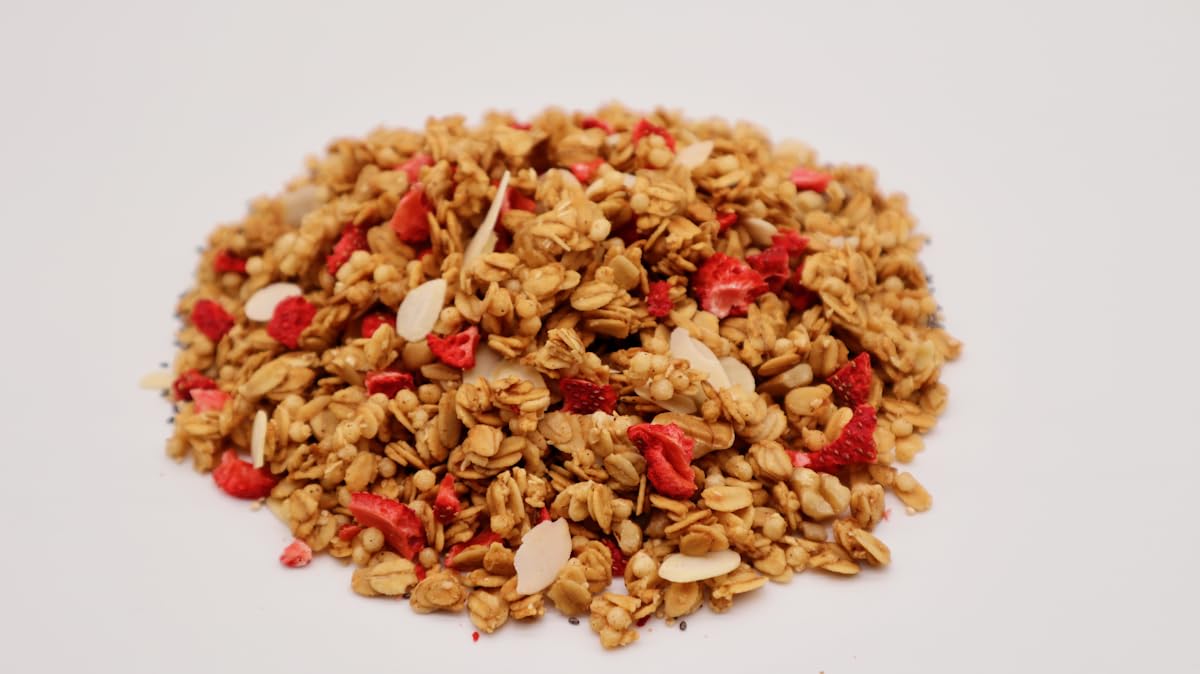 Cinagro Strawberry Quino Chia Vegan Granola
