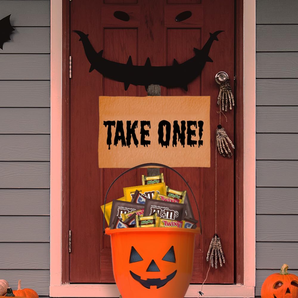M&M'S, SNICKERS, TWIX & MILKY WAY Milk Chocolate Halloween Candy Variety Pack, 200 Ct Bulk Assorted Chocolate Candy Variety Pack