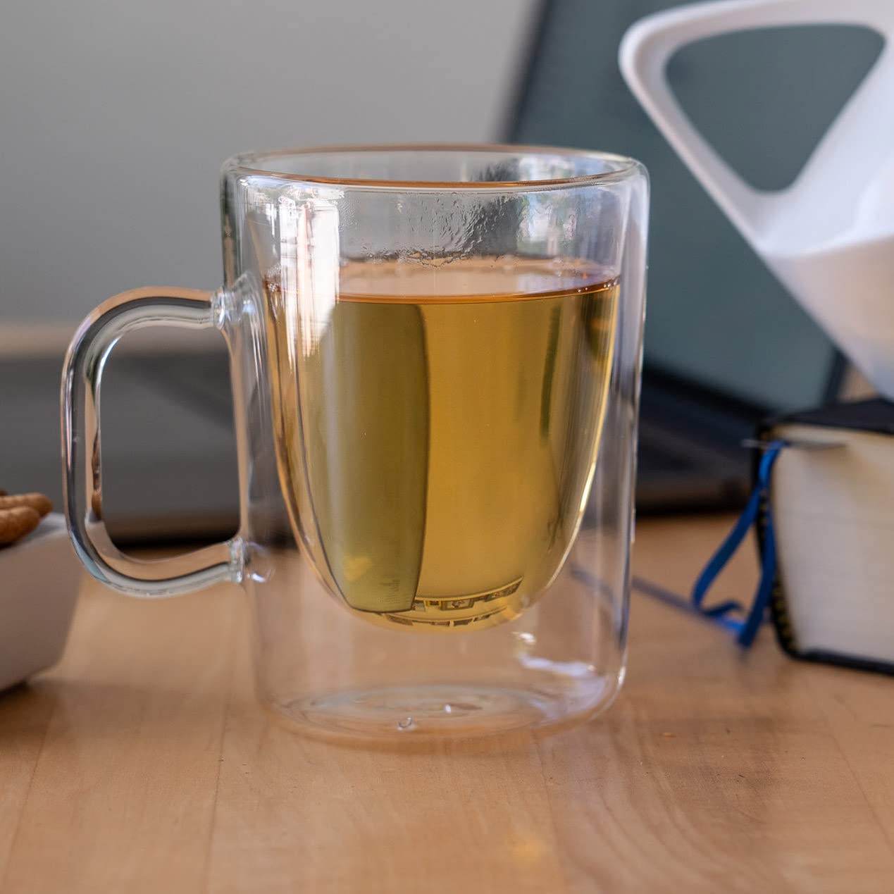 August Uncommon Tropic of Capricorn Green Tea - Handcrafted Loose Leaf Sencha - Refreshing Drink with Sweet Dragonfruit Tea & Melon Notes in a