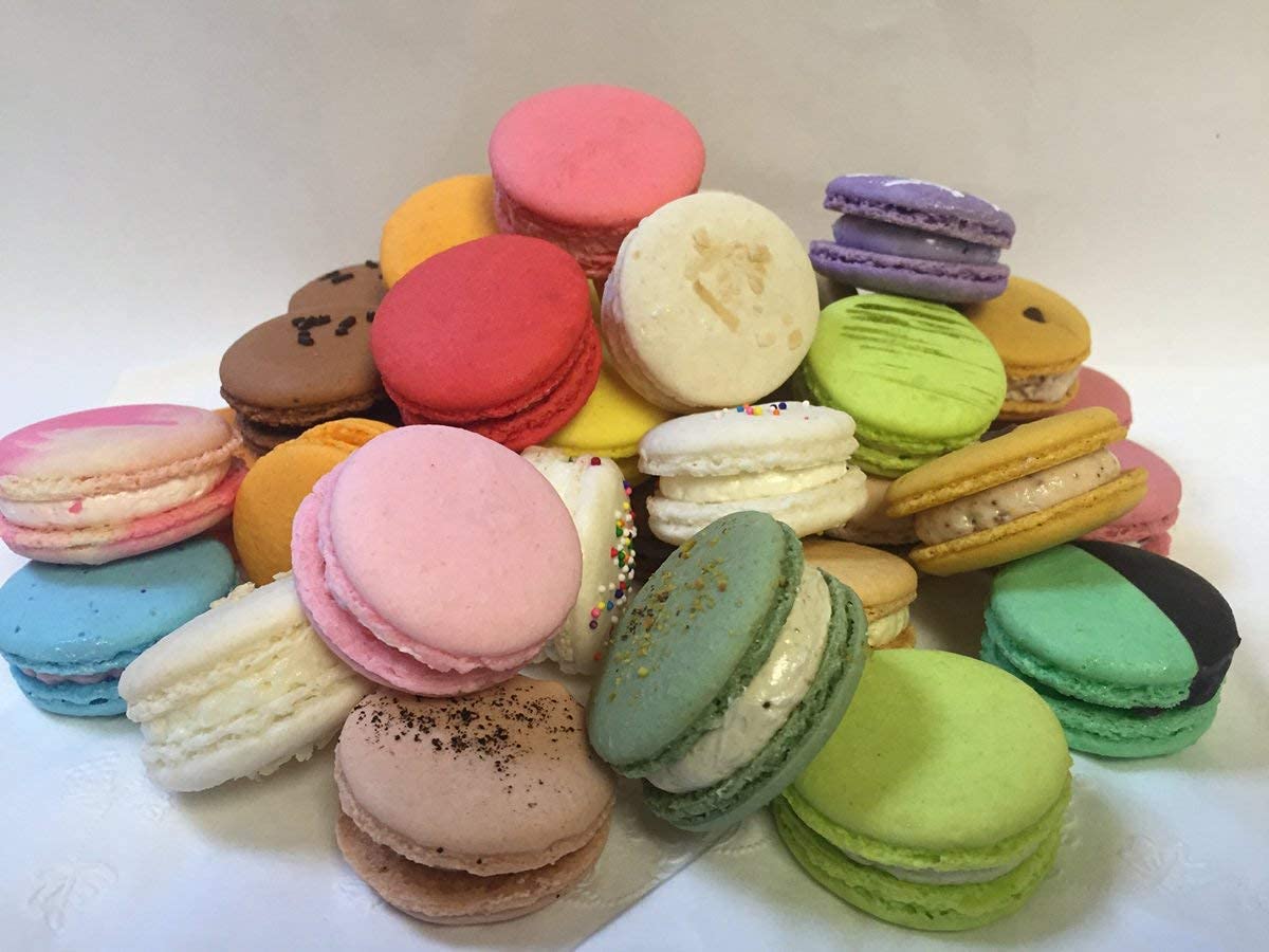 Macaron - Mixed Box of 12 French Macarons,Gourmet Cookie Gift Box, Macaroon