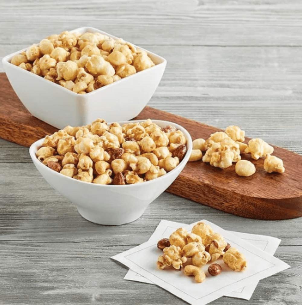 Harry and David Gourmet Moose Munch Classic Caramel Premium Popcorn with Almonds and Cashews14 Oz.