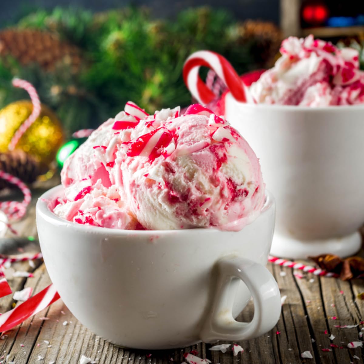 Christmas Mini Candy Canes Classic Red & White Peppermint Flavor for Holiday Family Indulgement - Small Candy Canes Individually Wrapped for Kids