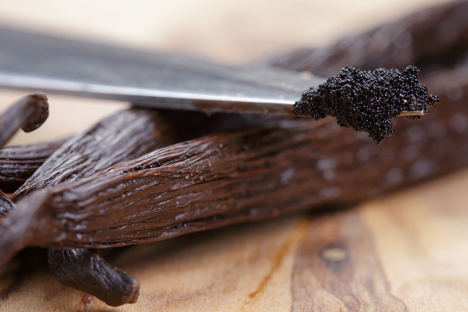 5 Pompona Vanilla Beans Whole Grade A Vanilla Pods for Homemade Vanilla Extract, Baking, Ice Cream, Flavoring, & Vanilla Powder
