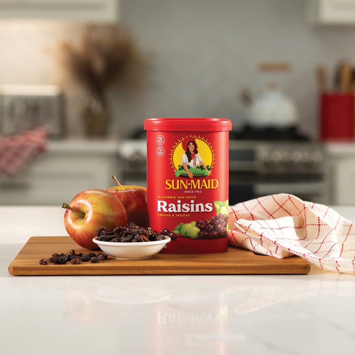 Sun-Maid California Sun-Dried Raisins - 13 oz Resealable Canister - Dried Fruit for Healthy Snacks, School Lunches, and Natural Sweeteners