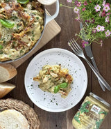 SACLA Alfredo Pasta Sauce with Basil Pesto | Creamy Italian White Pasta Sauce with Cheese & Basil | 14.5 oz Glass Jar | Imported from Italy | Non-GMO