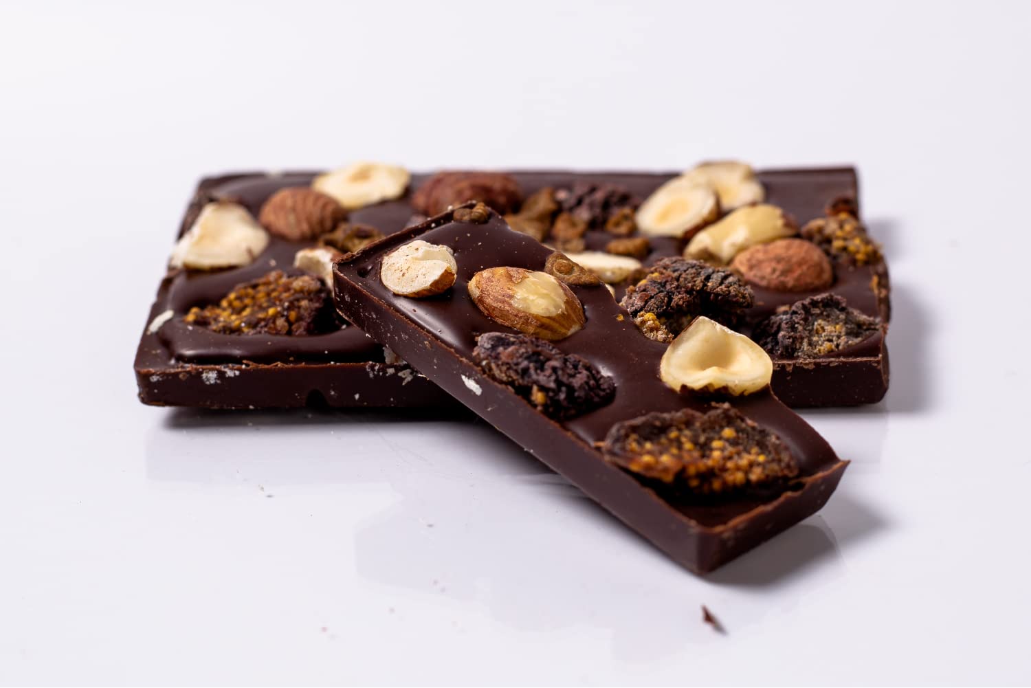 Rawmio Hazelnut & Fig Bark - 2.12 oz. - Raw, Organic, Vegan, Kosher - Pack of 2
