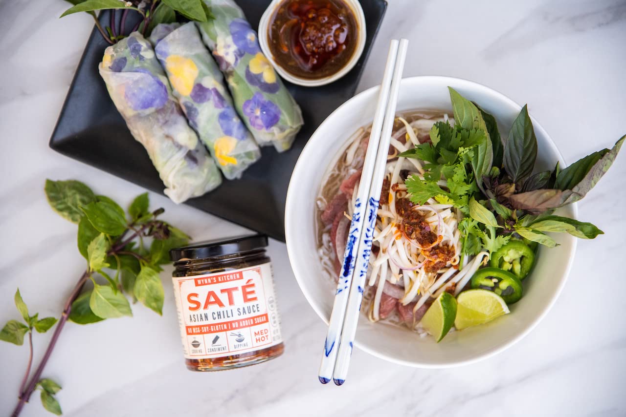 Wynn’s Kitchen Saté Asian Chili Sauce | Spicy Dipping & Cooking Sauce | Sugar-Free, Keto, Paleo, Gluten-Free, Soy-Free, No MSG, Non-GMO | For Noodles