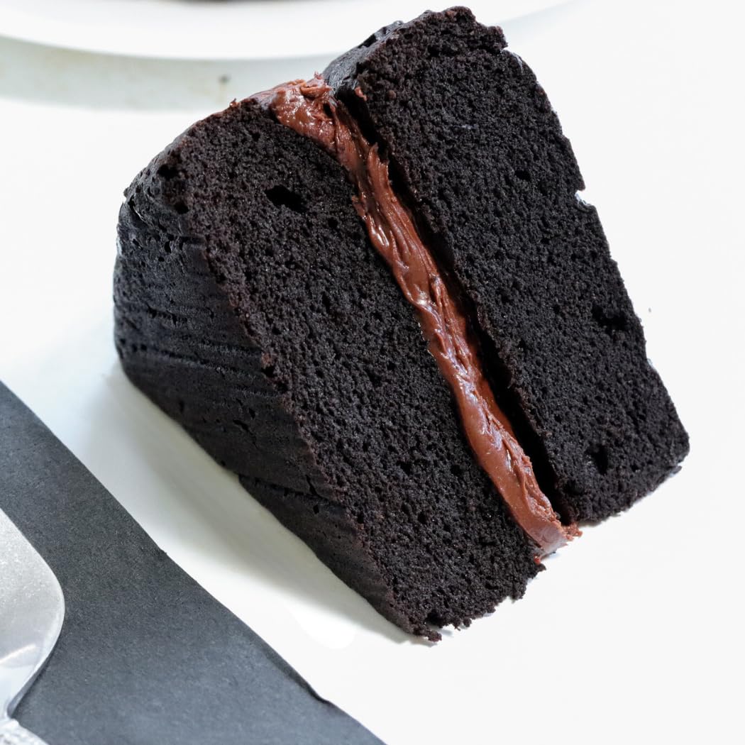 Good Dees Low Carb Baking Mix, Devil's Food Cake Baking Mix, Keto Baking Mix, No Sugar Added, Gluten Free, Grain-Free, Soy-Free, Diabetic, Atkins & WW Friendly (2g Net Carbs, 12 Serving) (Devils-Food)