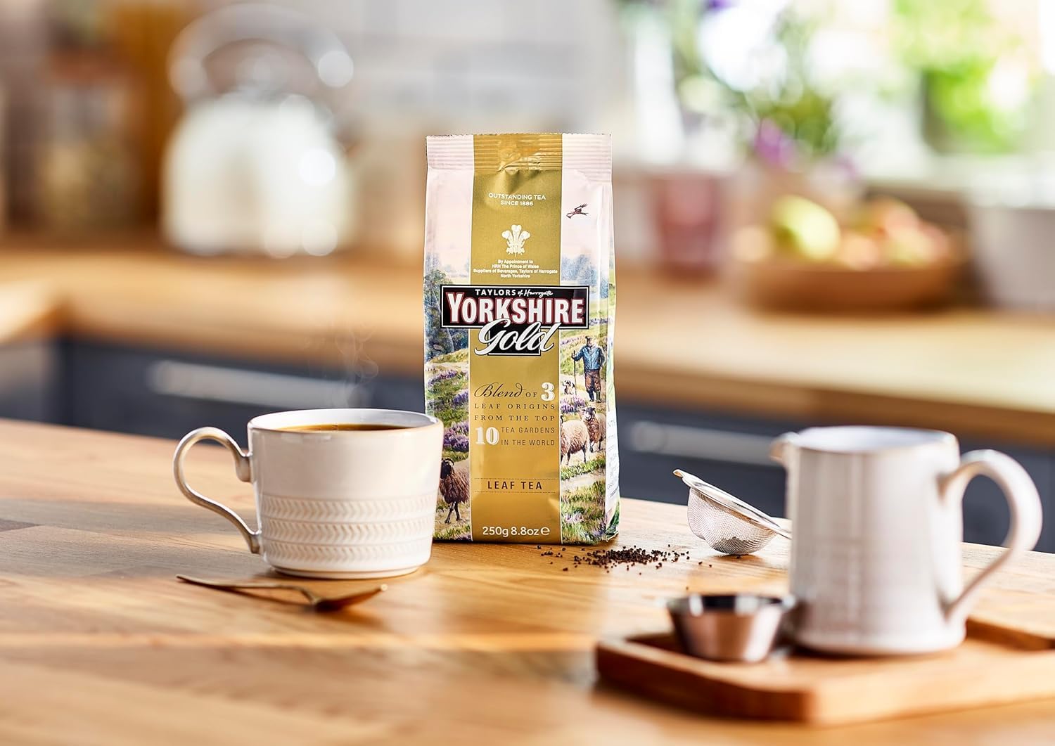 Yorkshire Tea, Gold, Loose Leaf Tea, Black Tea, 8.8 Ounce, Premium Blend, Rich, Smooth, and Satisfying, Classic British Breakfast Blend, Caffeinated