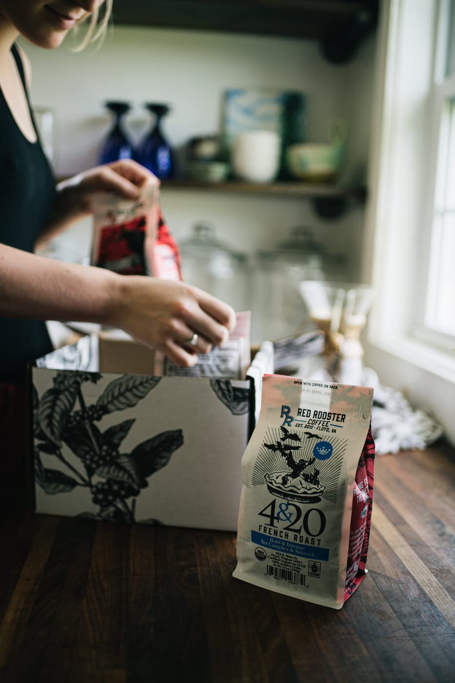 Red Rooster Coffee, Organic 4&20 French Roast - Dark Roast Whole Bean Coffee - Notes of Hot Fudge & Navel Orange - Fair Trade, USDA Organic 12 oz