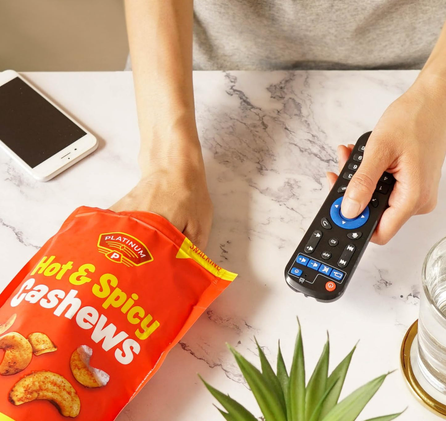 Platinum’s Hot & Spicy Cashews - Plant Based Protein, Fiber, Healthy Snack - Hot & Spicy Flavor - Nutritional Boost - Can Bring at Home, Work, Office