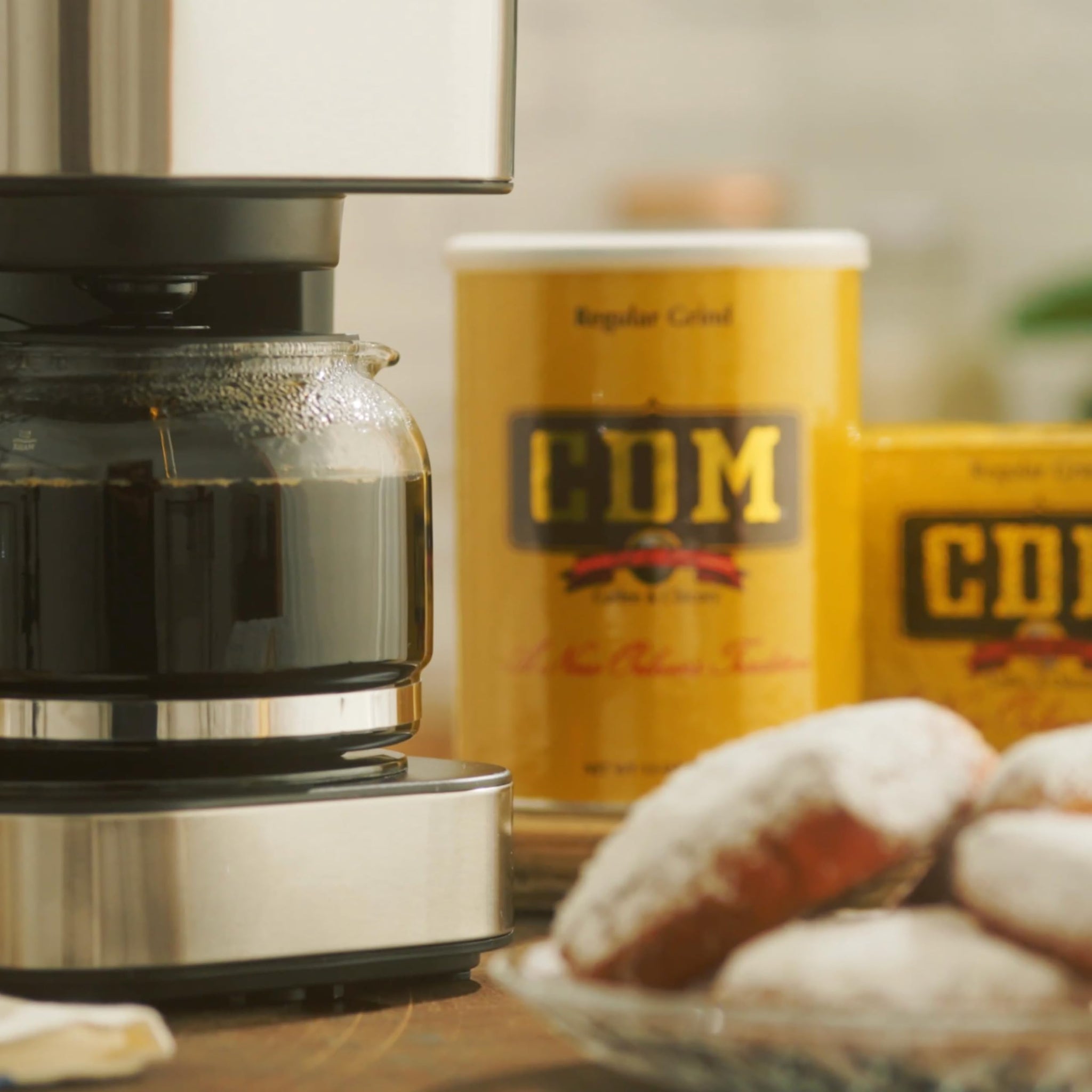 CDM Ground Coffee & Chicory Regular Grind, 34.5oz Can (Pack of 1)