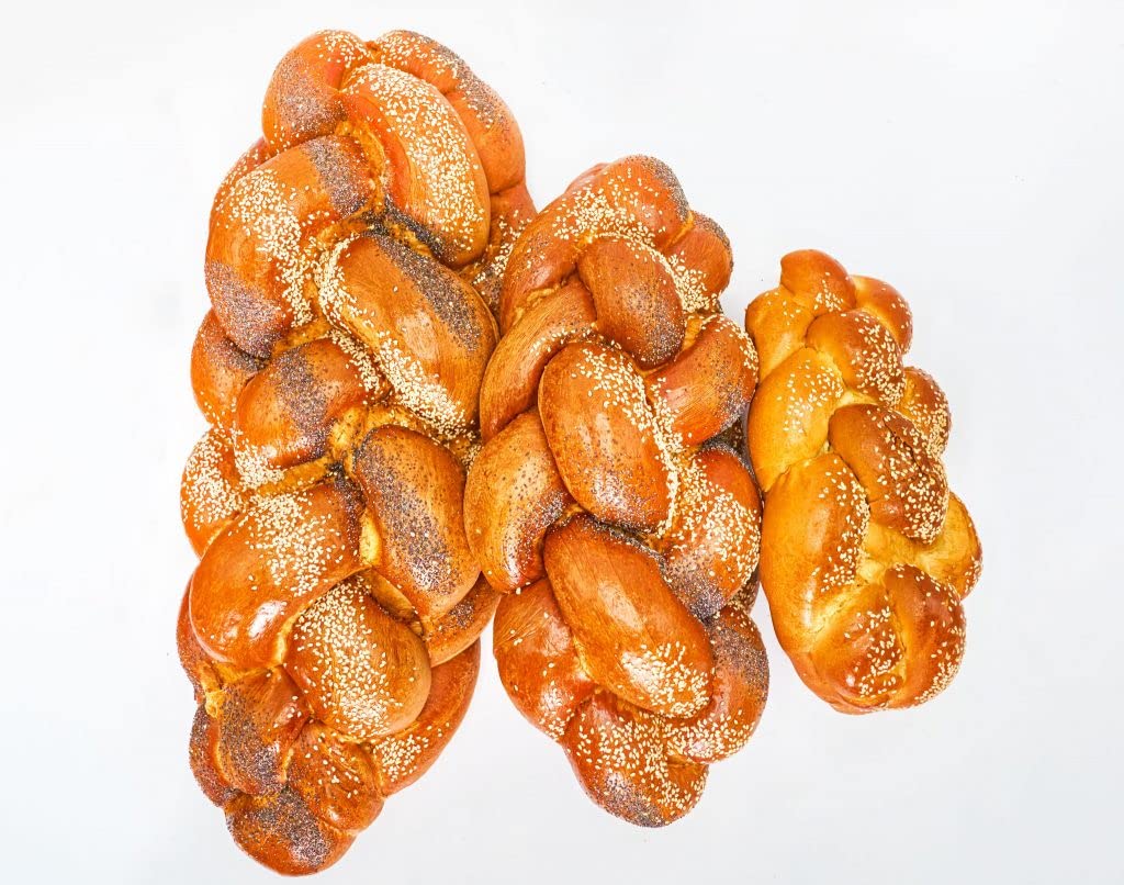 ChallahGram Kosher Challah Bread-15 Ounce Traditional Braided Challah - Plain - No seeds | Fresh & Delicious | Shabbat Challah Breads Great for your