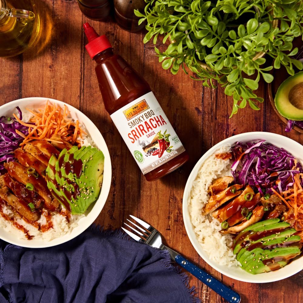 Lee Kum Kee Smoky BBQ Flavored Sriracha Sauce (18.3 oz - 1 Pack), Gluten Free | Bold Spicy Heat with Smoky Flavor | Perfect for Grilling, Dipping