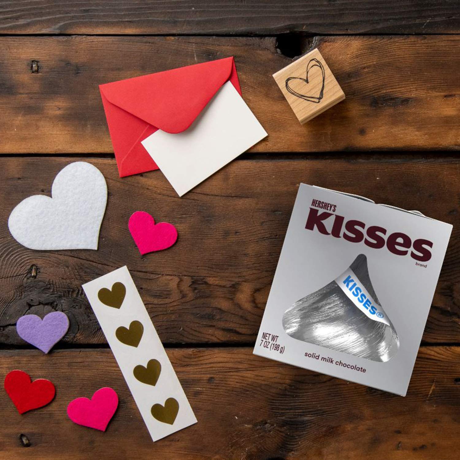 HERSHEY'S KISSES Solid Milk Chocolate Candy Gift Box, 7 oz