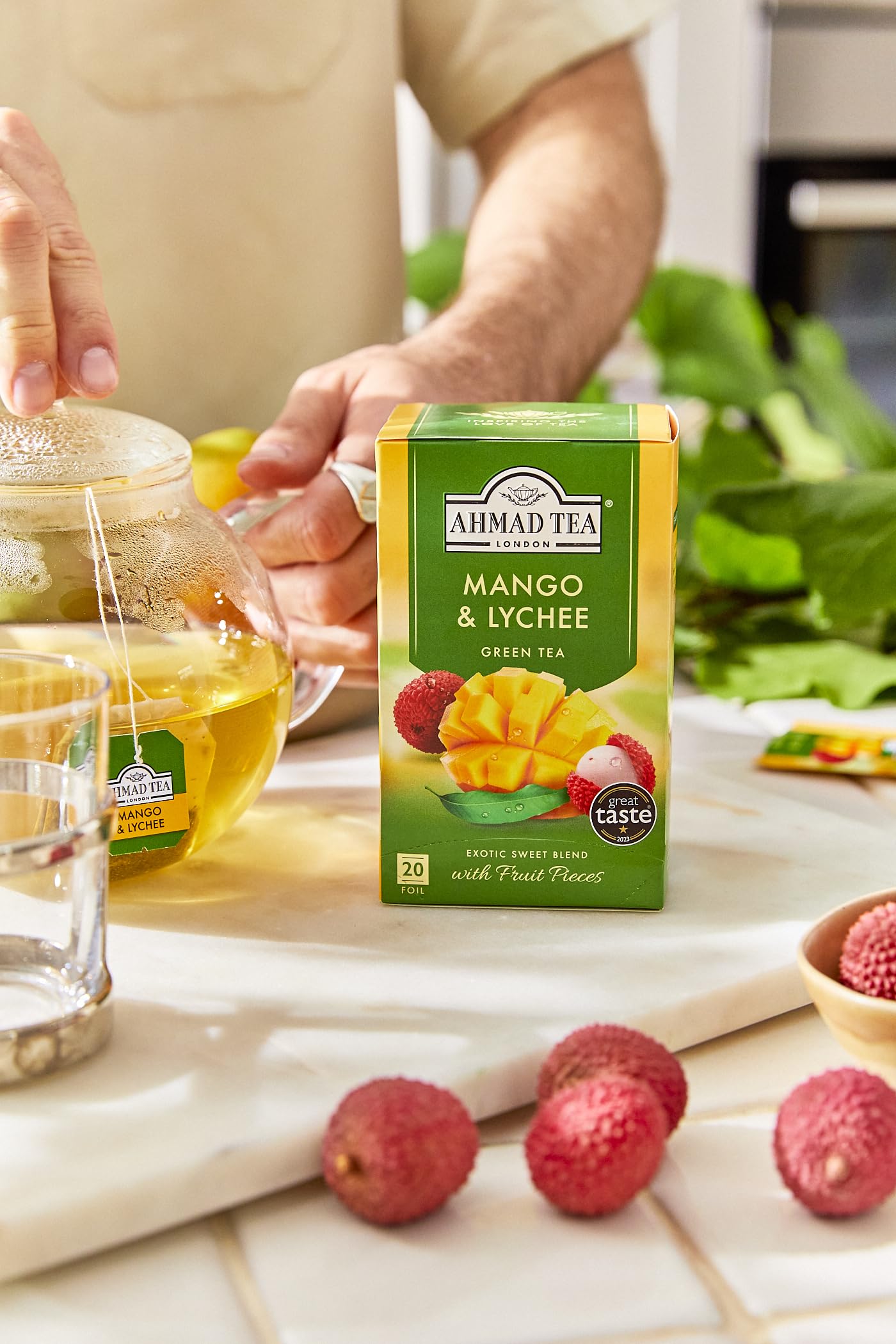 Ahmad Tea Green Tea, Mango & Lychee Teabags, 20 ct (Pack of 1) - Caffeinated & Sugar-Free