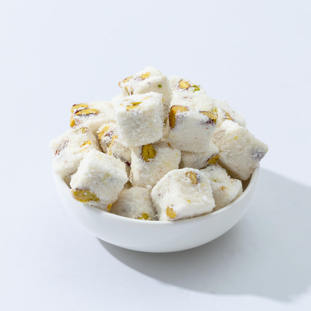 Me?hur Safranbolu Lokumcusu Turkish Delight Pistachios: Gourmet Candy & -Snack Lovers, Turkish Delight Candy Gift Box, Covered in Coconut (11.3 oz)