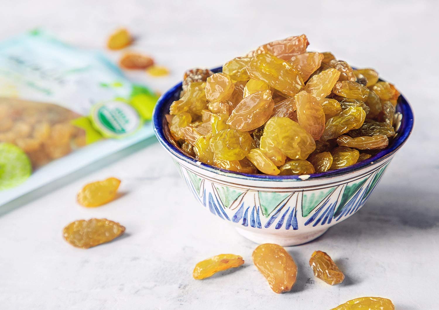 Food to Live California Jumbo Golden Raisins, 12 Ounces - Seedless, Sun-Dried, No Added Oil, No Added Sugar, Kosher, Vegan, Raw, Bulk