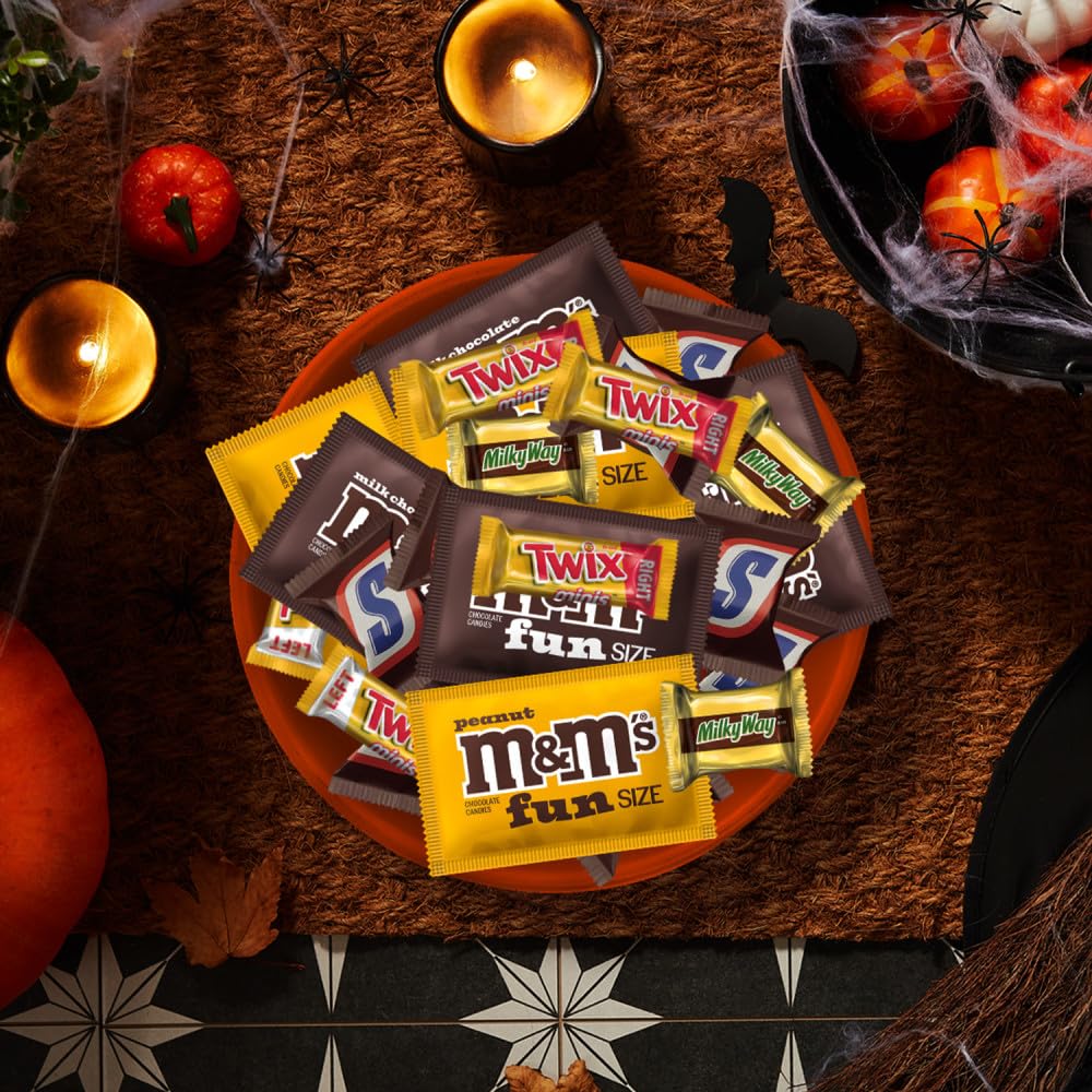M&M'S, SNICKERS, TWIX & MILKY WAY Milk Chocolate Halloween Candy Variety Pack, 200 Ct Bulk Assorted Chocolate Candy Variety Pack