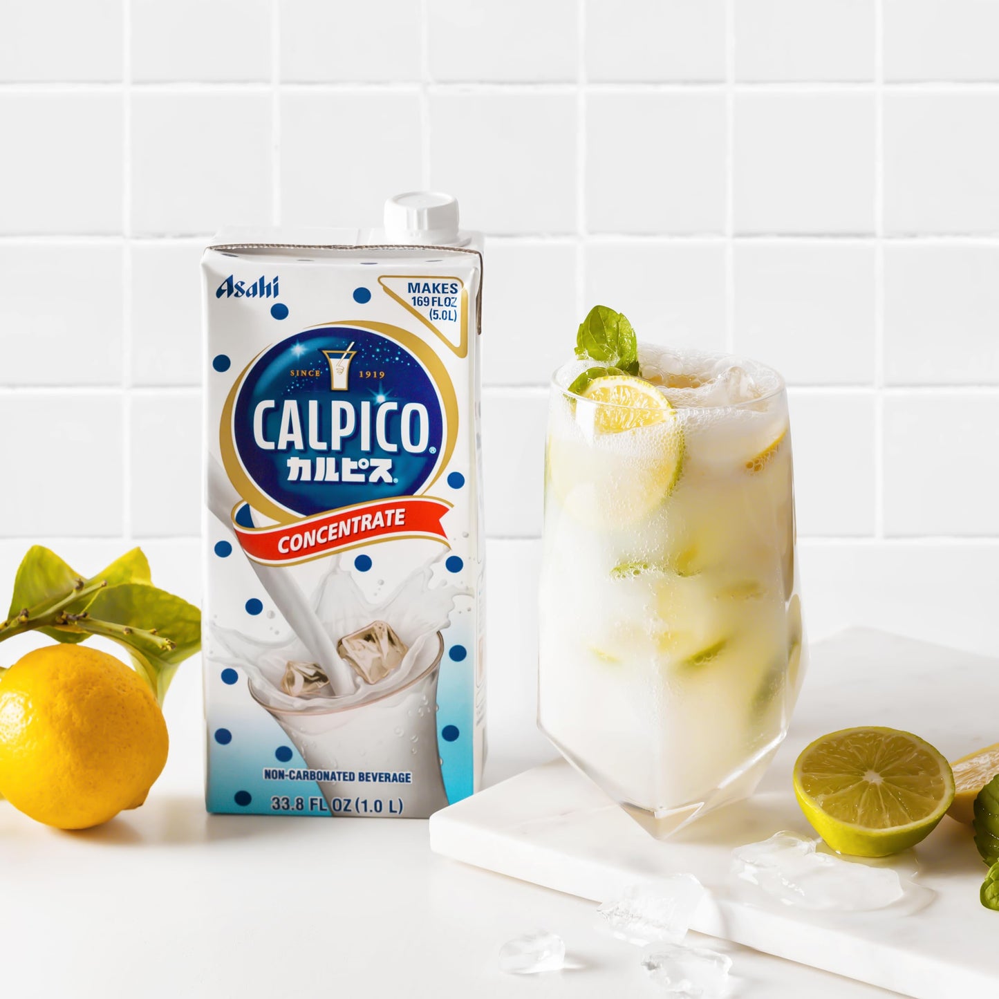CALPICO Concentrate - Smooth & Refreshing Japanese Citrus Drink, Sweet and Tangy, No Artificial Color or Preservative, Non-Carbonated, Lactic Acid