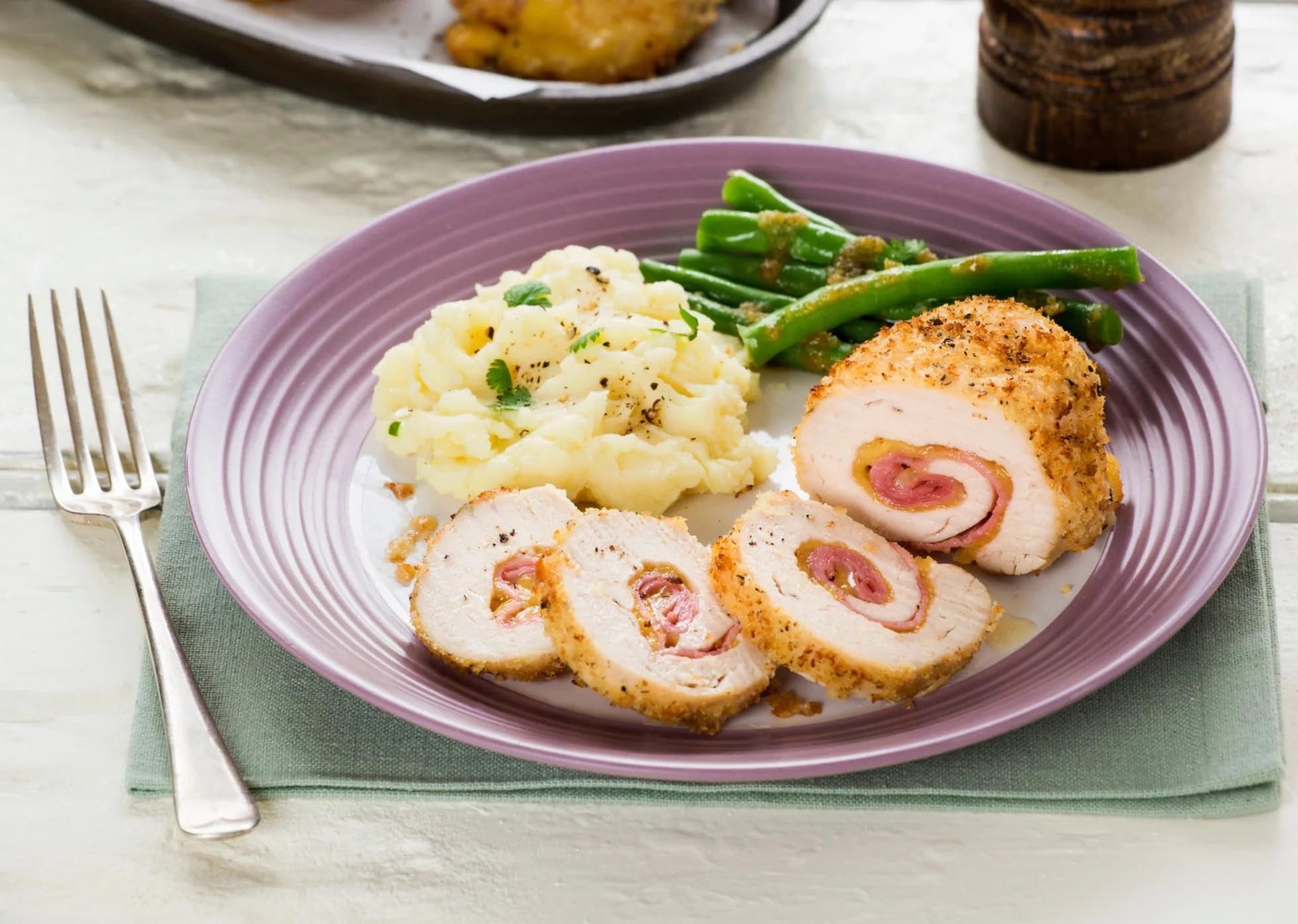 New York Steak & Seafood Frozen Stuffed Chicken Breasts - ?ordon Bleu Chicken Breasts Stuffed with Swiss Cheese and Ham (4 Stuffed Chicken Breasts