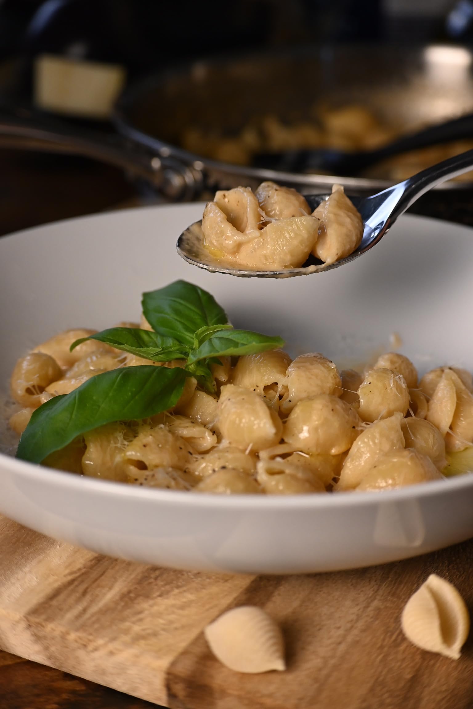 Eduardo's Pasta Co. Conchiglie (Shells), Artisanal Egg Pasta, 12 oz., Semolina & Durum Wheat with Cage-Free Eggs, Dried, Made in Small Batches in San