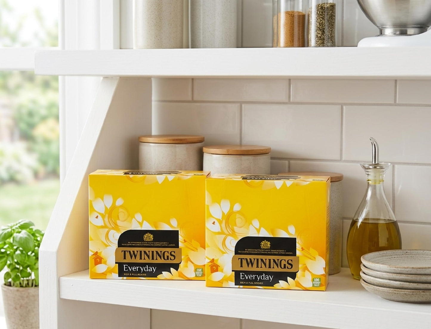 Twinings Tea Bags Everyday Tea in String and Tag 100 TeaBags (Pack of 2)