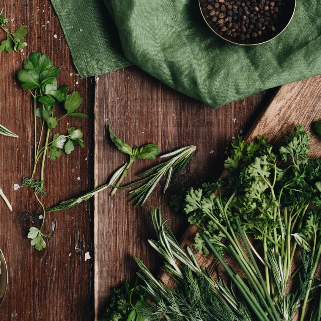 Olive & Vine Thyme Leaves, Earthy & Aromatic, Seasoning for Roasted Meats, Soups, and Mediterranean Dishes, Rich Tradition, Authentic Taste