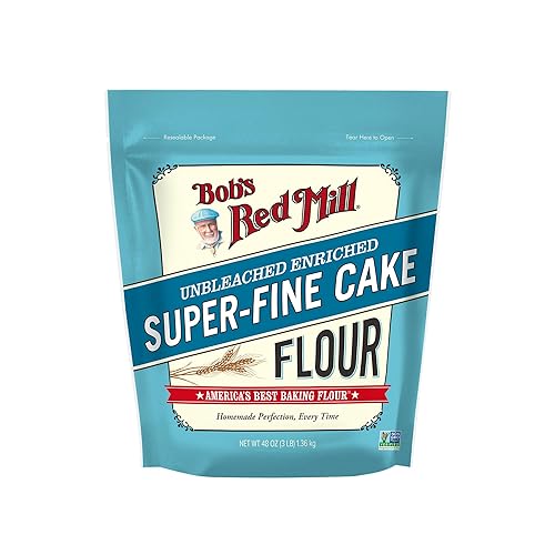 Bob’s Red Mill Cake Flour - 3 lb Bag, Finely Milled, Lower Protein, Non-GMO, Kosher
