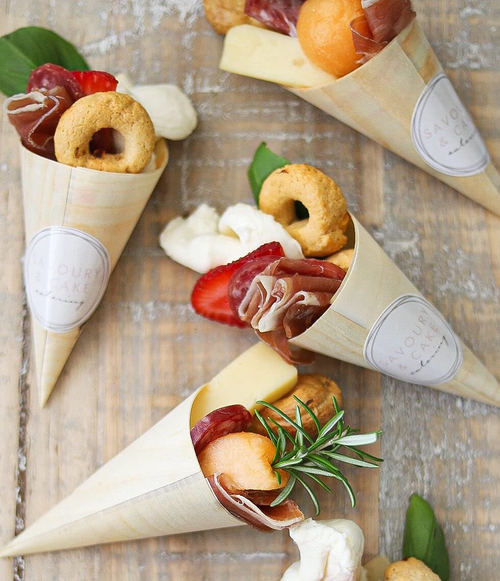 Gere Disposable Wood Charcuterie Cones Plates, Large 7.1 inches Tall x 2.75 inches Dia - 100 Pieces, for Appetizers, Charcuterie, Parties, Catering