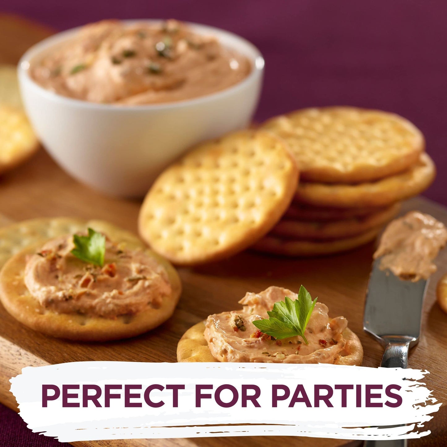 Toasteds Crackers, Lunch Snacks, Party Snacks, Classic Buttercrisp, 8oz Box (1 Box)