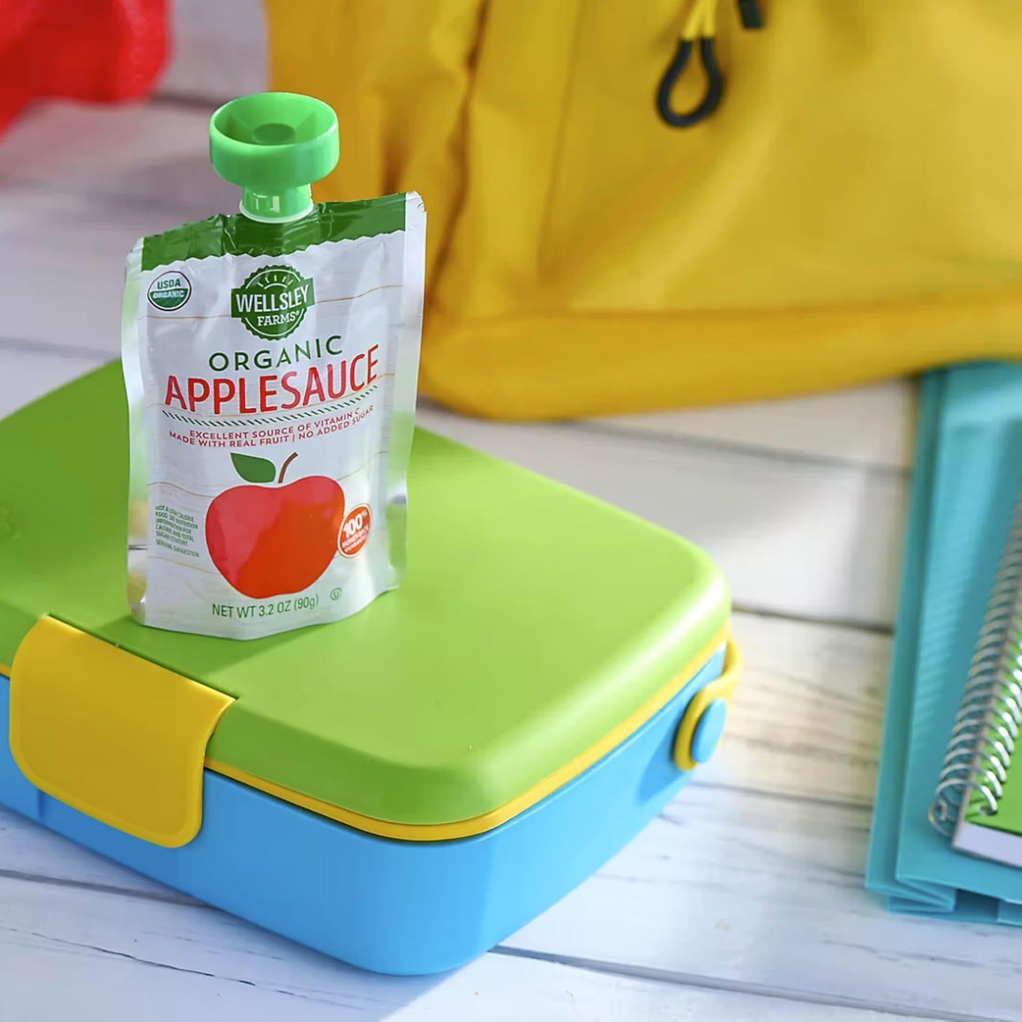 Wellsley Farms Organic Applesauce Pouches, 24-Pack (3.2 oz Each) 100% Real Fruit, No Sugar Added, Gluten-Free, Kosher, No Artificial Colors or Flavors
