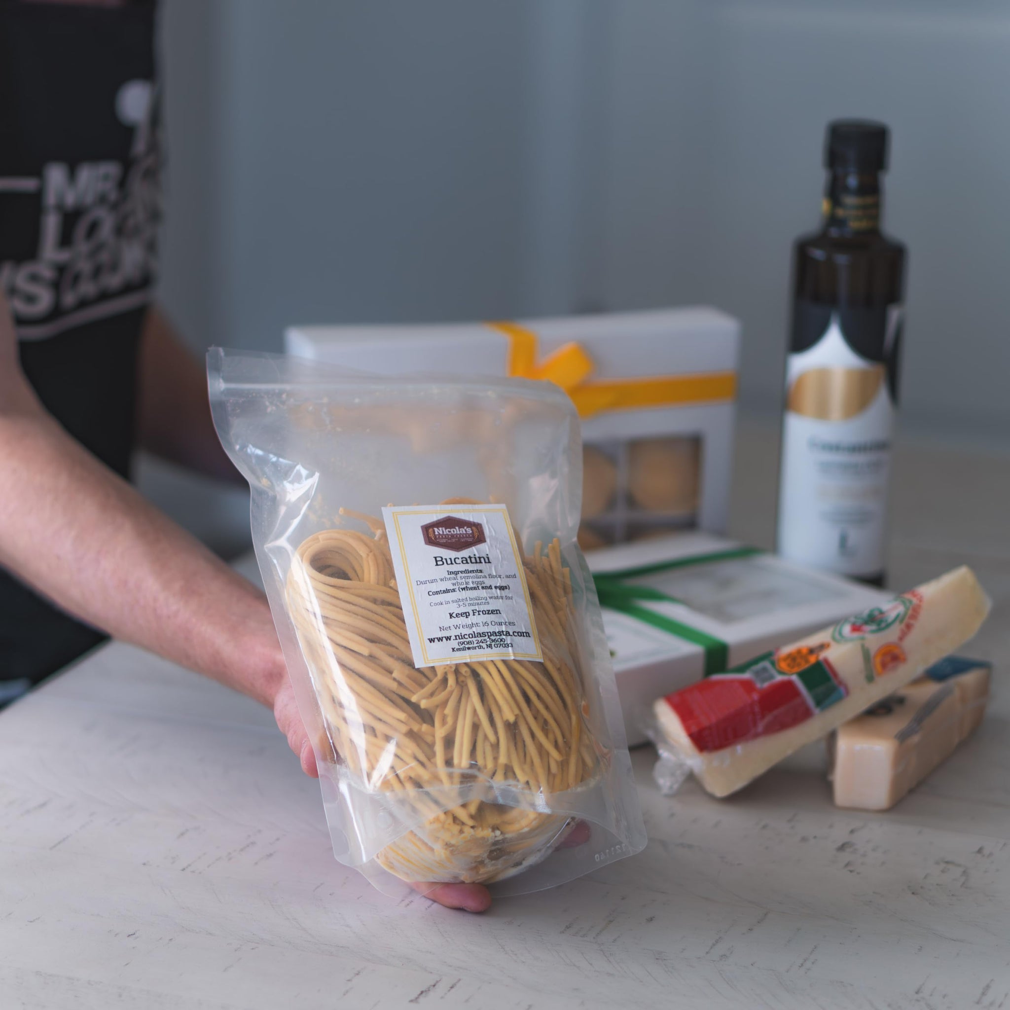Authentic Cacio e Pepe Bundle with Roasted Corn Ravioli, Handmade Bucatini, DOP Pecorino Romano & Parmigiano Reggiano, DOP Extra Virgin Olive Oil
