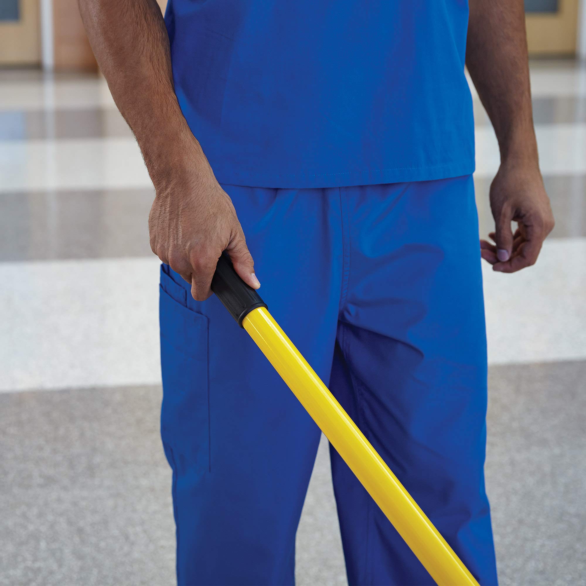 Rubbermaid Commercial Products HYGEN Quick-Connect Adjustable Extension Handle/Pole, Lightweight Cleaning Tool for Floors/Walls/Ceilings/Windows