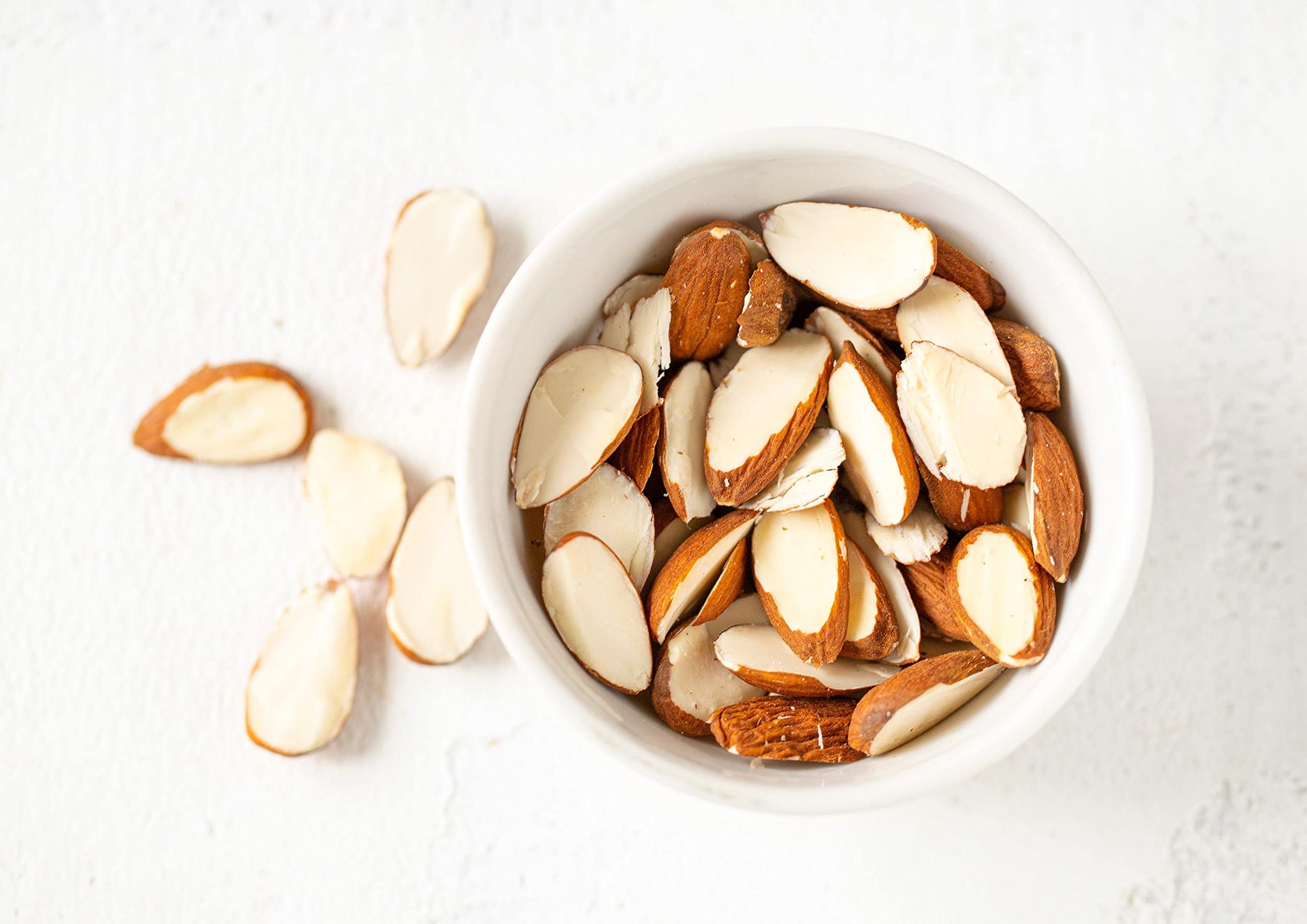 Food to Live California Natural Sliced Almonds, 2 Pounds - Raw Unblanched Almond Nuts, Kosher, Vegan, Keto, Bulk. High in Protein, Dietary Fiber