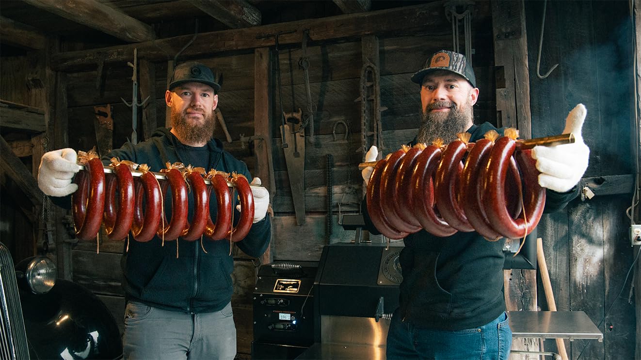 Bearded Butchers Old Fashioned Ring Bologna DIY Kit with Natural Cure - Classic Ring Bologna Flavor - Includes Salt and Pepper, Collagen Casings
