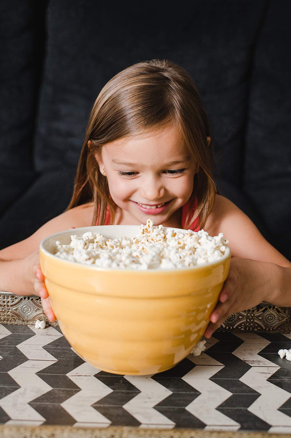Amish Country Popcorn | 2-2 lb Bags | 2 lb Bag Red Popcorn Kernels & 2 lb Bag Midnight Blue Popcorn Kernels | Old Fashioned, Non-GMO and Gluten Free