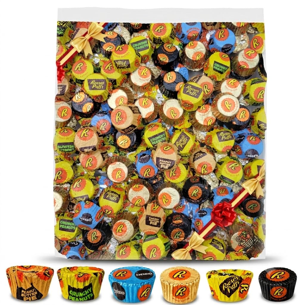 Resse's Peanut Butter Cups Assorted Variety Pack, 2 lb Bulk Candy Mix - Milk Chocolate, Dark Chocolate, Oreio, Crunchy Peanut & Peanut Butter Pie Cups