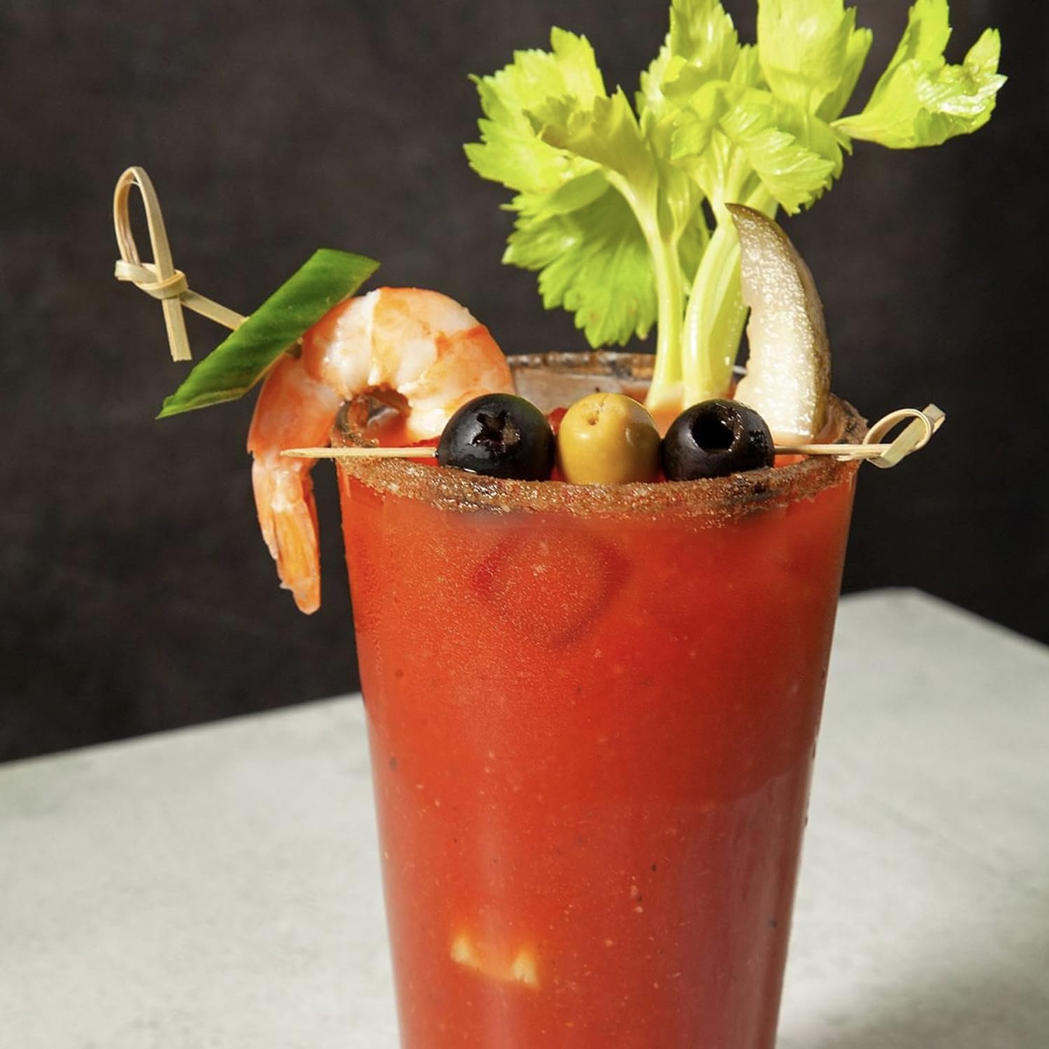 Mr & Mrs T Horseradish Bloody Mary Mix, 1L Bottle, - Premium Cocktail Mixer for Bloody Marys, Ready to Use